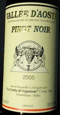 PINOT NOIR VALLEE D'AOSTE D.O.C. LA CROTTA DI VEGNERON